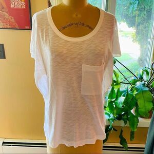 SPLENDID | white semi sheer pocket top M